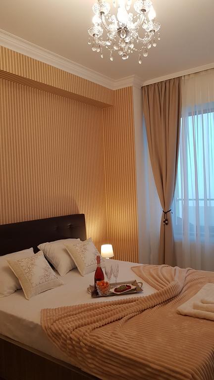 Summerland Beach Privilege Apartment Mamaia Buitenkant foto