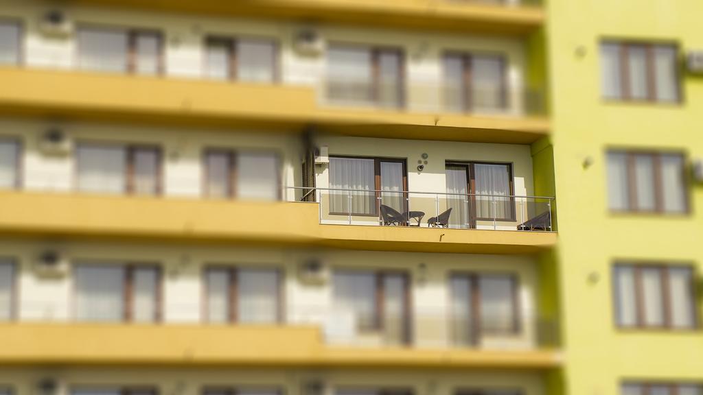 Summerland Beach Privilege Apartment Mamaia Buitenkant foto