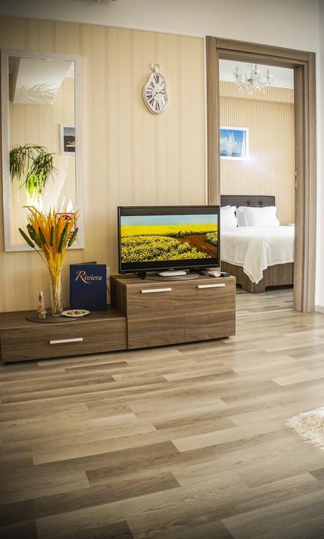 Summerland Beach Privilege Apartment Mamaia Buitenkant foto